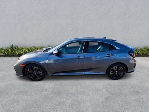 Used 2018 Honda Civic EX image 9