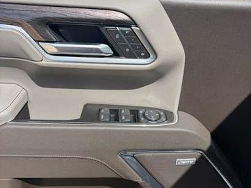 New 2026 Chevrolet Silverado 1500 LTZ w/ Z71 Off-Road Package AWD/4WD image 9