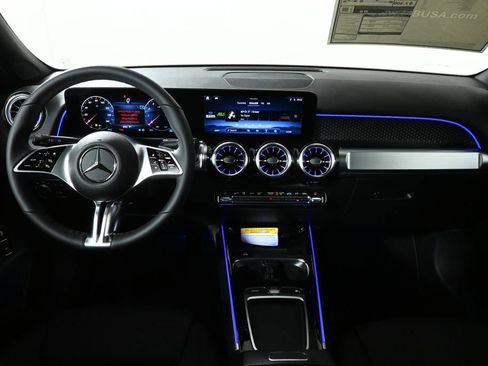 New 2026 Mercedes-Benz GLB 250 4MATIC image 16