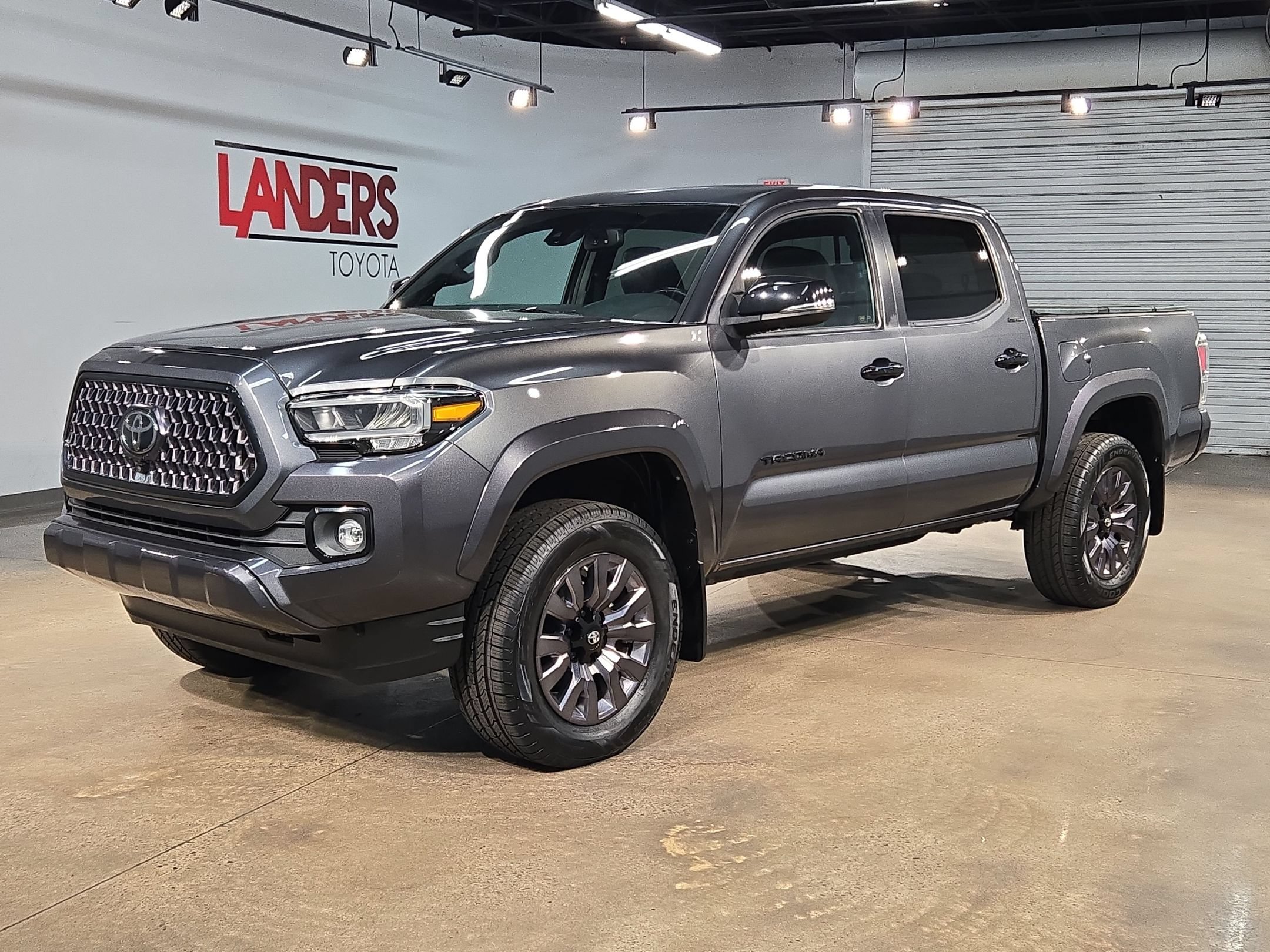 Used 2021 Toyota Tacoma Limited w/ Nightshade Package AWD/4WD image 3