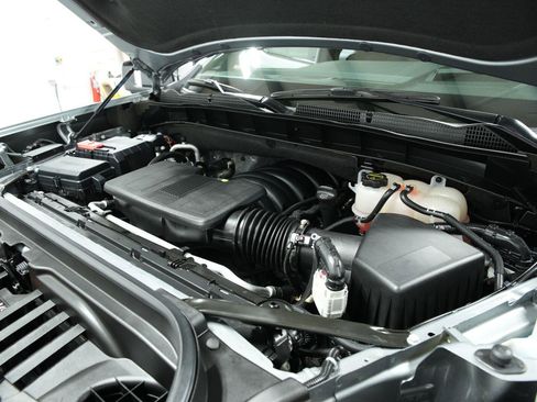 Used 2025 GMC Sierra 1500 AT4 w/ AT4 Premium Package AWD/4WD image 16