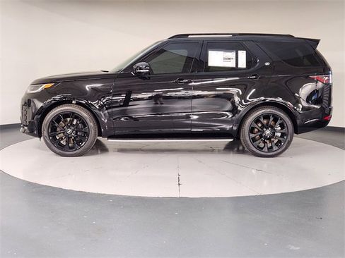 New 2026 Land Rover Discovery Limited Edition image 5