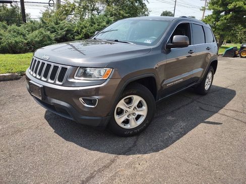 Used 2014 Jeep Grand Cherokee Laredo w/ Quick Order Package 23E AWD/4WD image 1