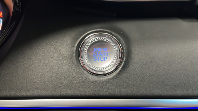 Used 2025 Genesis GV70 2.5T w/ Sport Prestige Package AWD/4WD image 21