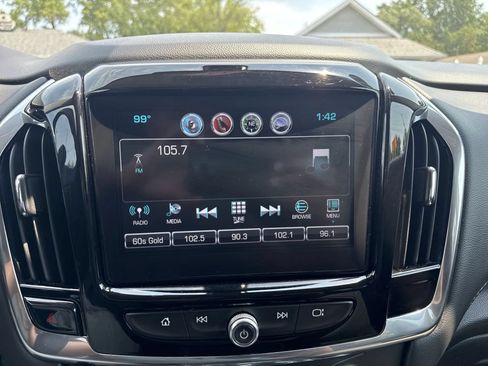 Used 2019 Chevrolet Traverse LT AWD/4WD image 12