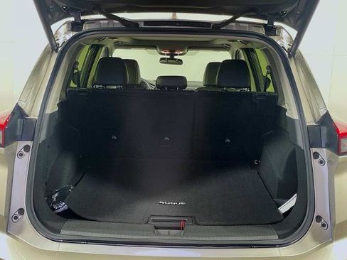 Certified 2026 Nissan Rogue SV w/ SV Premium Package image 26