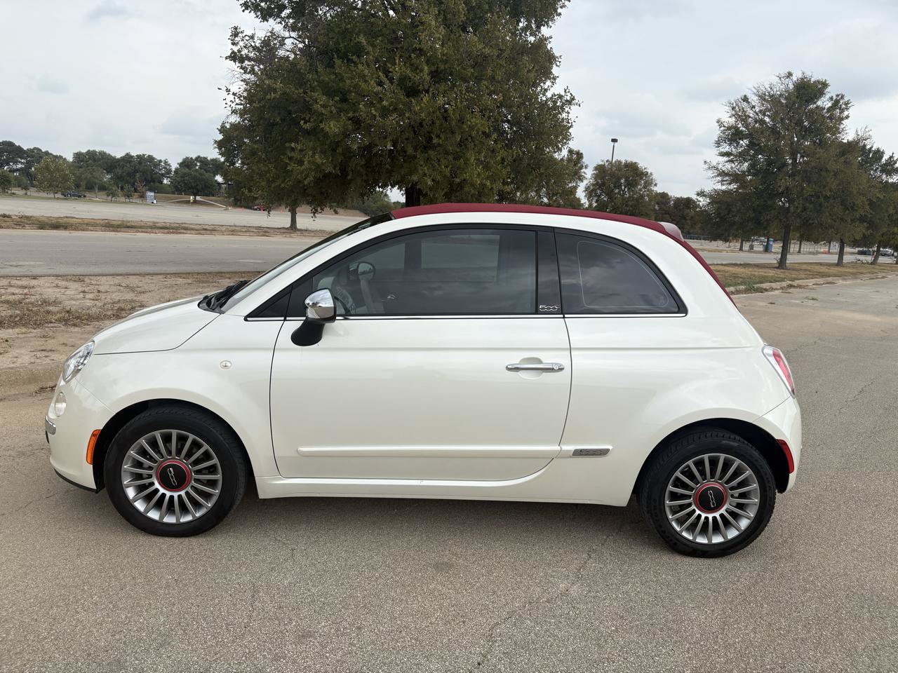 Used 2012 FIAT 500 Lounge w/ Luxury Leather Pkg FWD image 26