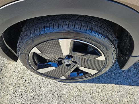 New 2026 Nissan Kicks SR FWD image 18