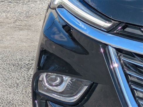 Used 2024 Buick Enclave Premium image 10