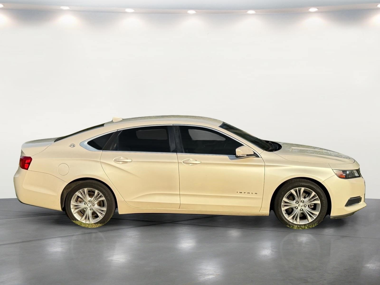 Used 2014 Chevrolet Impala LT w/ Premium Seating Package FWD image 12