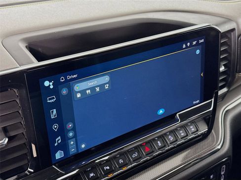 Used 2023 Chevrolet Silverado 1500 ZR2 image 13