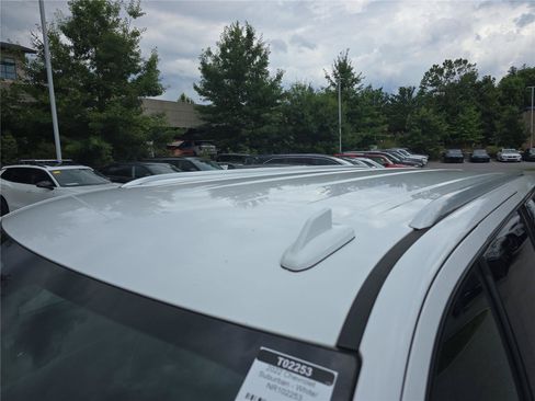 Used 2022 Chevrolet Suburban Premier AWD/4WD image 11
