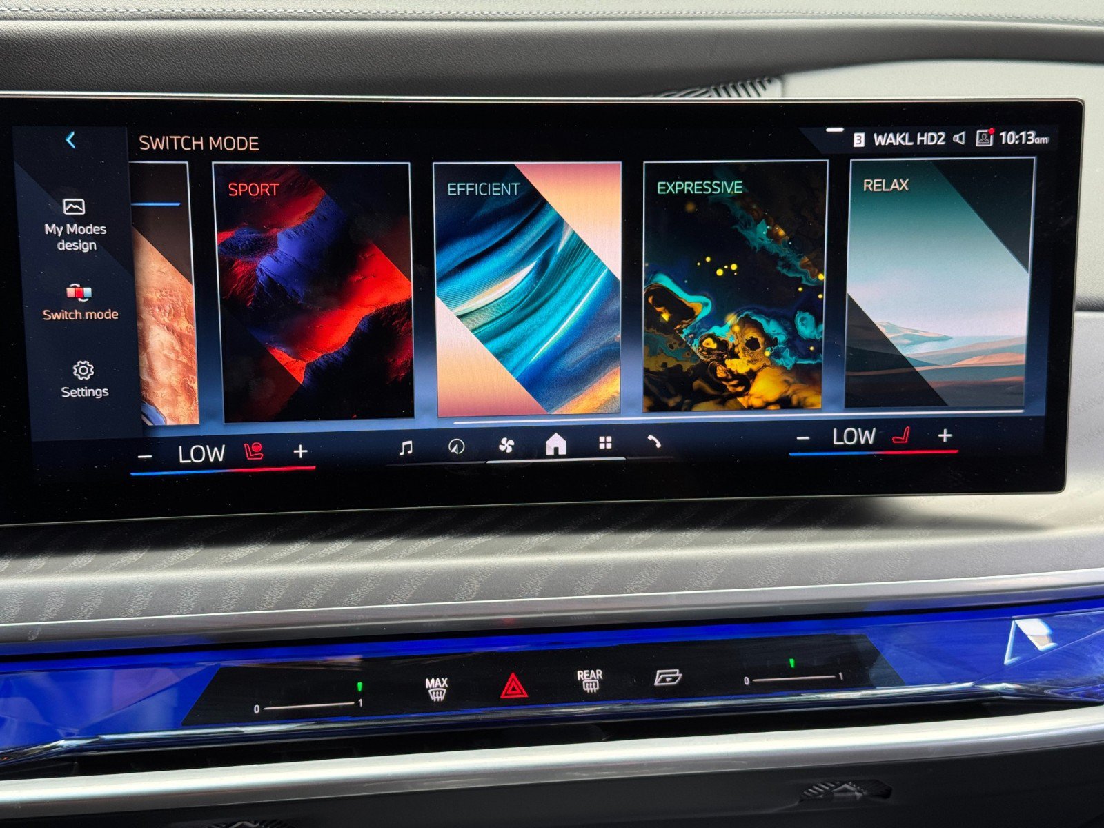 Used 2025 BMW 740i RWD image 31