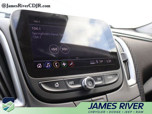 Used 2023 Chevrolet Malibu LT image 33