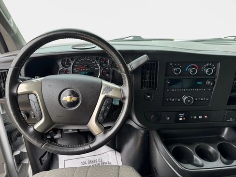 Used 2019 Chevrolet Express 2500 w/ Driver Convenience Package RWD image 12