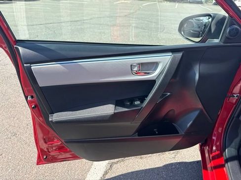 Used 2016 Toyota Corolla LE FWD image 13