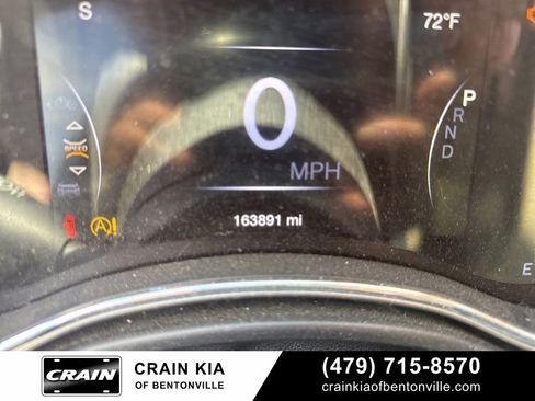 Used 2018 Jeep Grand Cherokee Limited AWD/4WD image 14