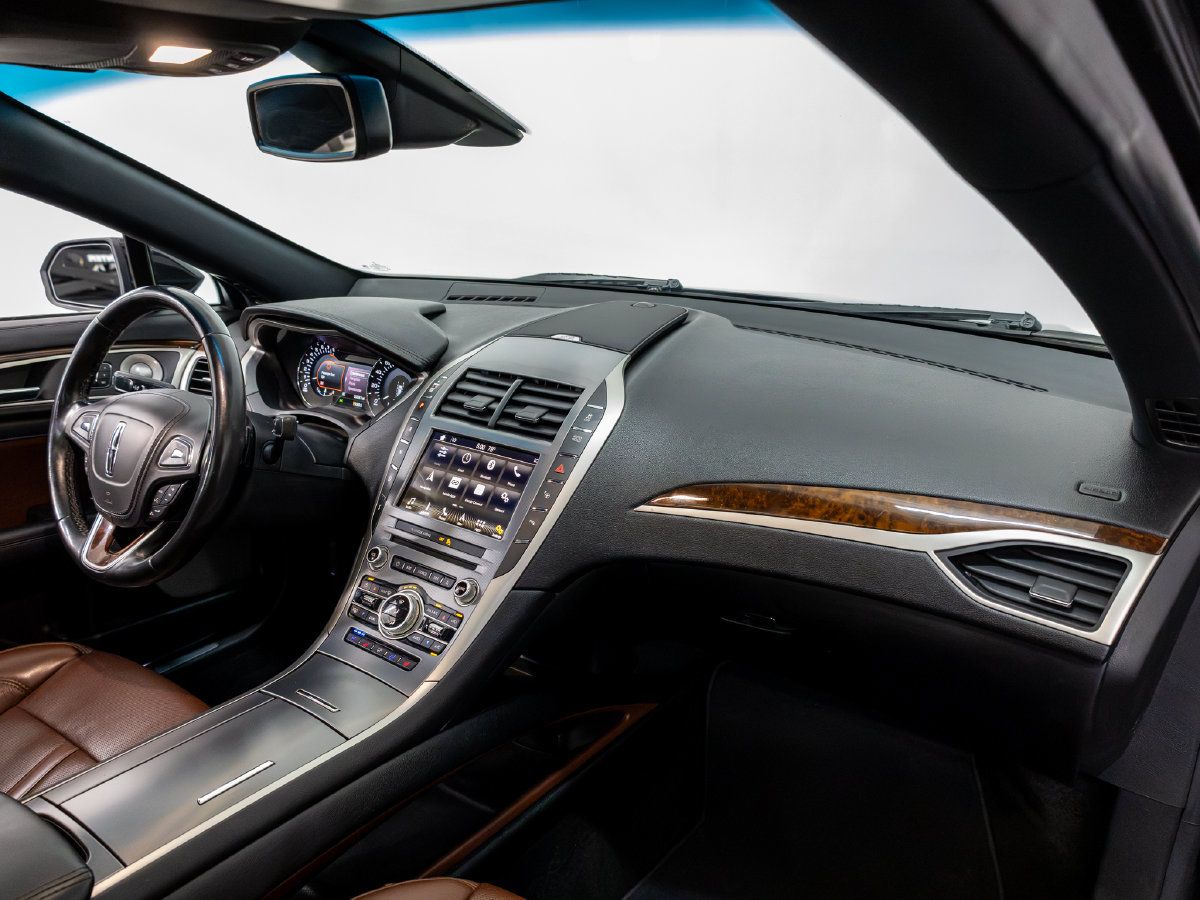 Used 2019 Lincoln MKZ Reserve w/ Luxury Package AWD/4WD image 36