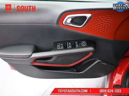 Used 2025 Kia Soul GT-Line w/ GT-Line Technology Package image 26
