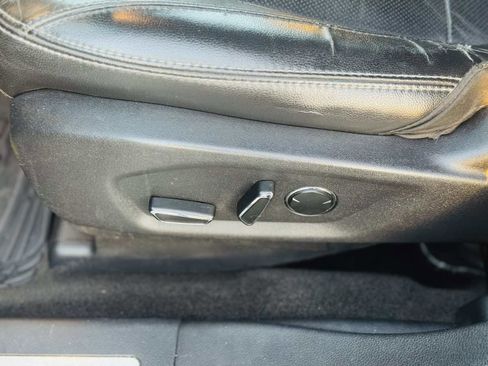 Used 2016 Ford Explorer Limited image 26