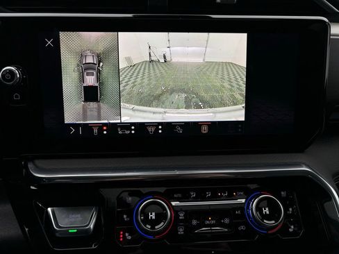 New 2026 GMC Sierra 1500 Denali w/ Denali Reserve Package image 3