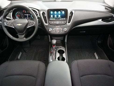 Used 2025 Chevrolet Malibu RS w/ LPO, Floor Liner Package image 21