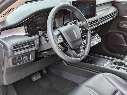 Used 2023 Lincoln Corsair FWD image 10