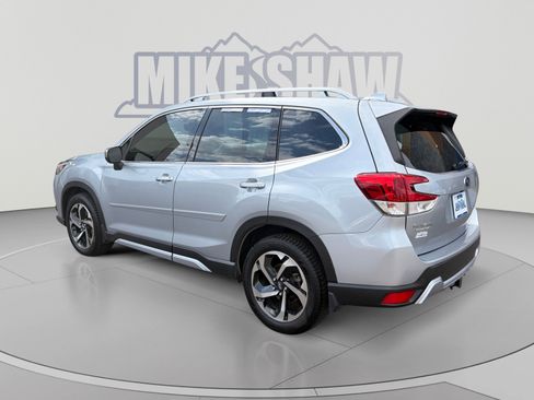 Used 2023 Subaru Forester Touring AWD/4WD image 3
