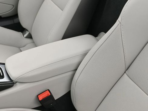 Used 2025 Porsche 718 Boxster GTS image 17