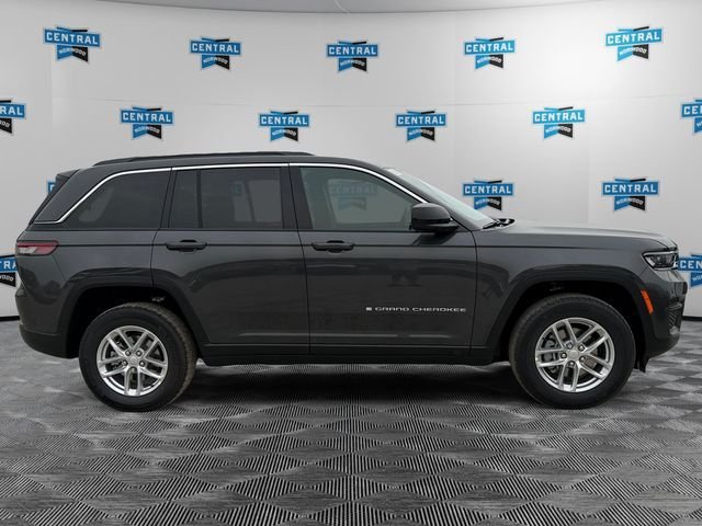 New 2026 Jeep Grand Cherokee Laredo X AWD/4WD image 6