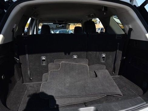 Used 2024 Nissan Pathfinder SL image 29