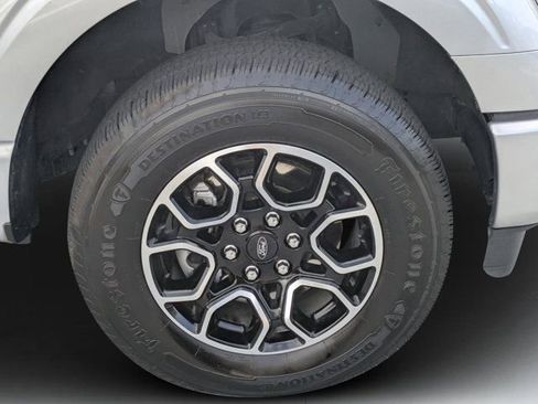 Used 2023 Ford F150 Lariat AWD/4WD image 9