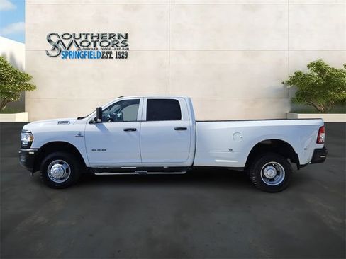 Used 2022 RAM 3500 Tradesman AWD/4WD image 2