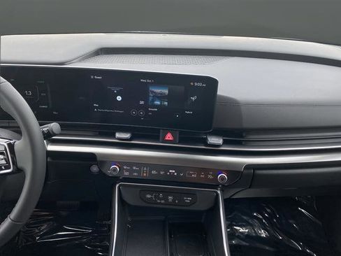 New 2026 Kia Carnival SX w/ SX Dark Edition Package image 9