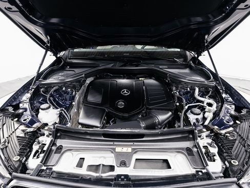 Used 2024 Mercedes-Benz GLC 300 GLC 300 w/ Driver Assistance Package image 38