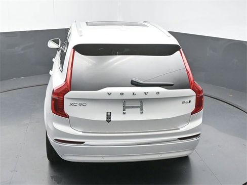 New 2025 Volvo XC90 B6 Plus w/ Protection Package Premier image 51