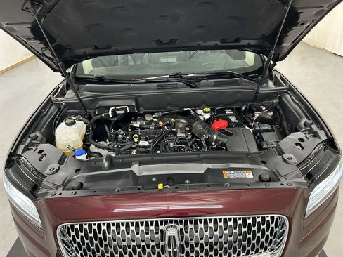 Used 2022 Lincoln Nautilus AWD w/ Premium Package image 24