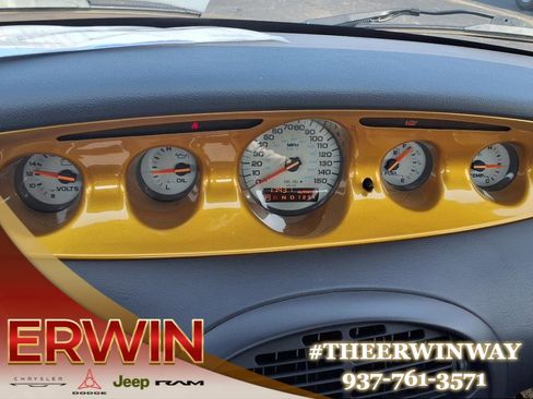 Used 2002 Chrysler Prowler image 21