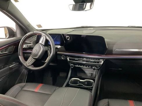 Used 2024 Chevrolet Traverse RS w/ LPO, Floor Liner Package image 33