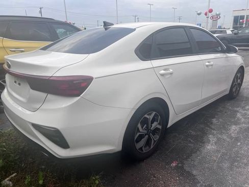 Certified 2021 Kia Forte LXS FWD image 9