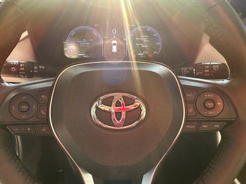 Used 2025 Toyota RAV4 Limited w/ Advanced Technology Package AWD/4WD image 19