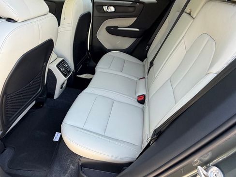 New 2026 Volvo XC40 B5 Ultra w/ Protection Package Premier AWD/4WD image 24