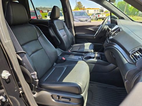 Used 2023 Honda Passport EX-L image 18