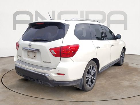 Used 2018 Nissan Pathfinder Platinum FWD image 13