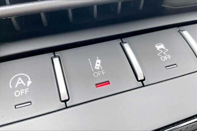 New 2026 Jeep Grand Cherokee Altitude AWD/4WD image 22