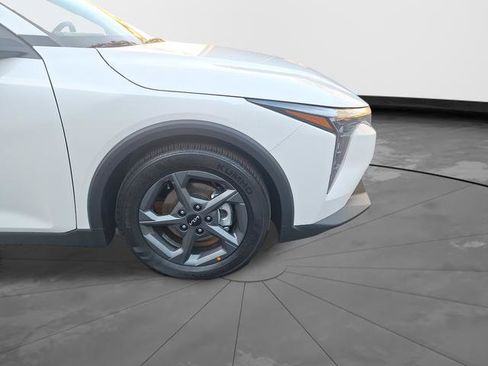 New 2025 Kia K4 LXS image 14