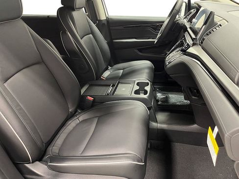 New 2026 Honda Odyssey Touring image 29