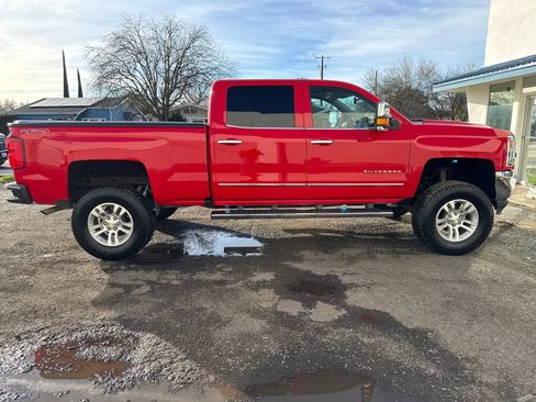 Used 2017 Chevrolet Silverado 1500 LTZ w/ LTZ Plus Package image 6