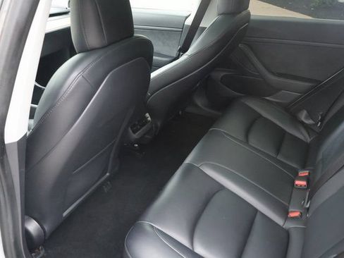 Used 2020 Tesla Model 3 Standard Range Plus RWD image 13