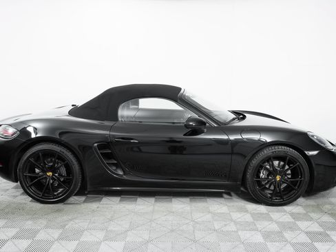 Used 2021 Porsche 718 Boxster RWD image 76